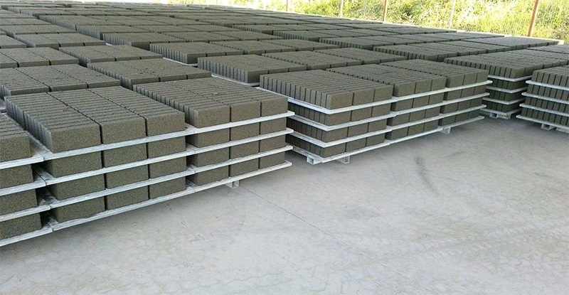 PVC<a href=http://www.hnshangbojy.com/ target=_blank class=infotextkey>空心磚托板</a>